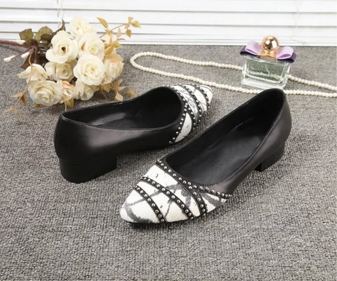 MIUMIU Shallow mouth flat shoes Women--007